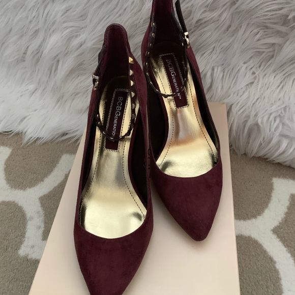 BCBGeneration Burgundy Heels - Picture 2 of 7